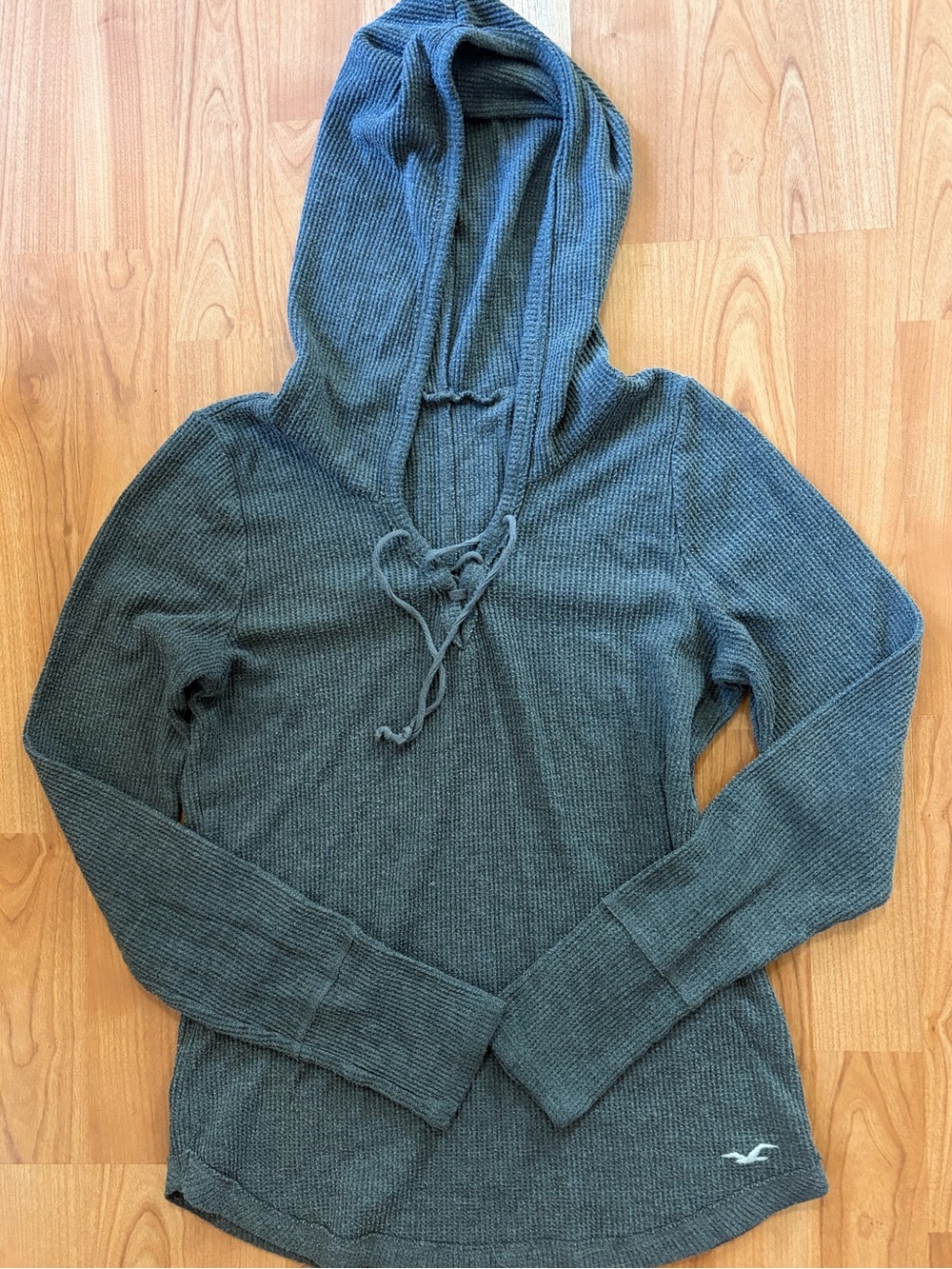 Hollister Women's Gray Lace-up V-neck Hooded Waffle Knit Pullover Small